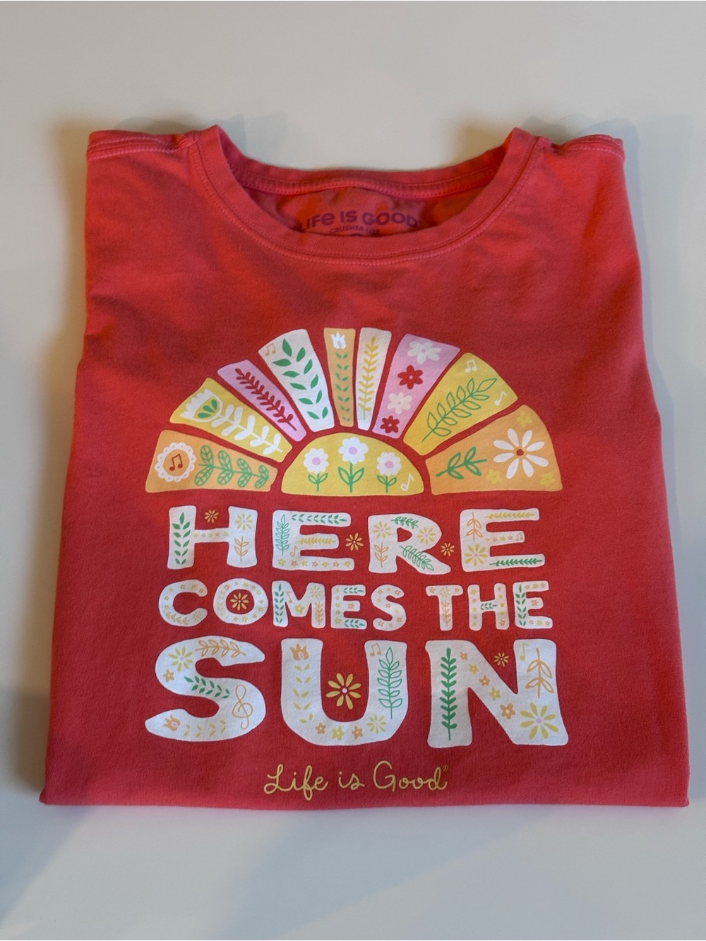 Life Is Good Crusher-Lite Women's Tee Here comes the Sun, SM, Coral/orange - Picture 16 of 16